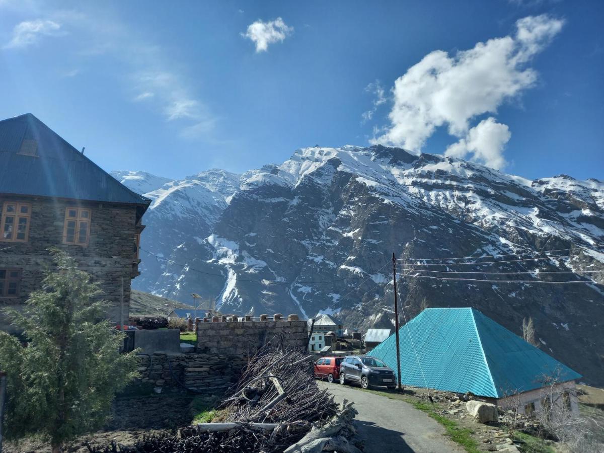Lahaul Sumnam *